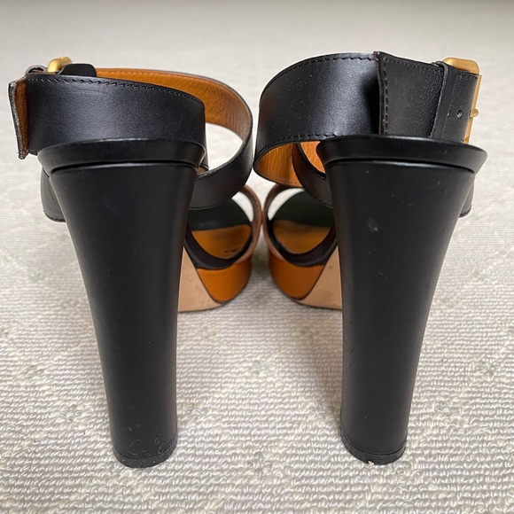 Fendi Leather Cross Ankle Strap Platform Sandals - Picture 7 of 13